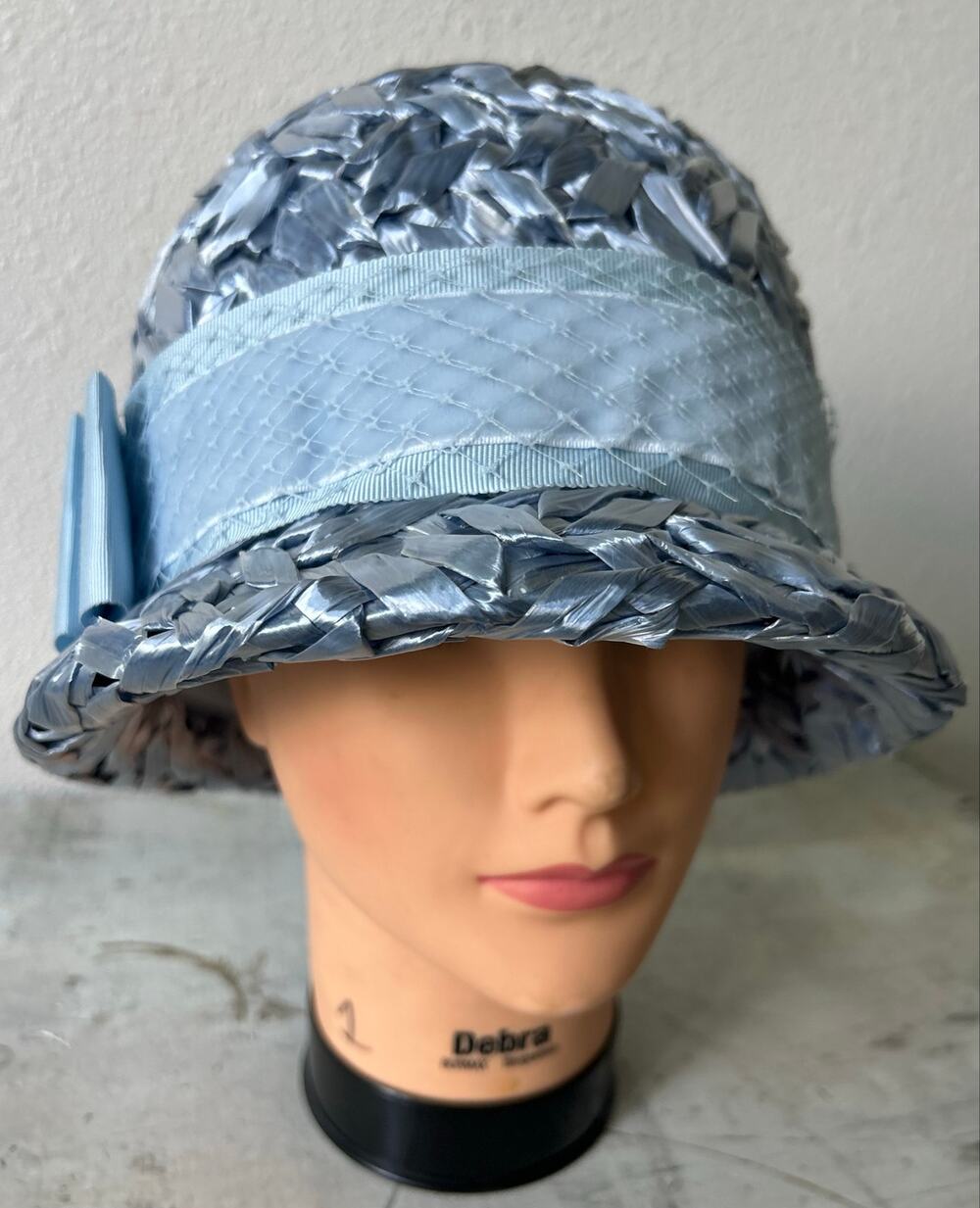 Vintage 1960s Woven Raffia Cloche Hat Bow Union Made USA mid century blue mod